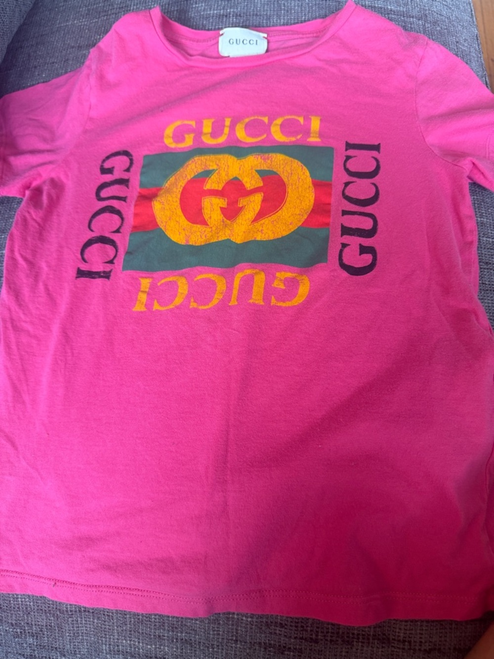 Gucci Kids Hot Pink Short Sleeve Tee with Yellow Logo